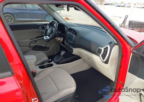 2020 Kia Soul S z USA, uszkodzony, nr VIN KNDJ23AU4L7707552